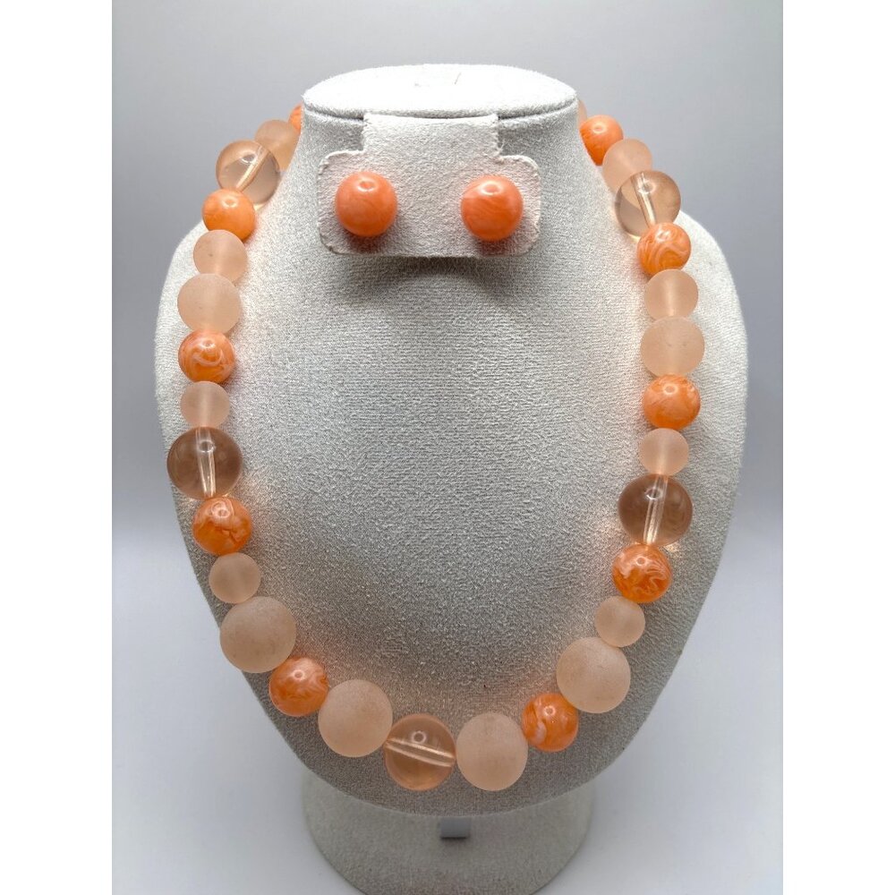 Avon Vintage Coral Peach Lucite Frosted Clear Beaded 20” Necklace Earrings Set
